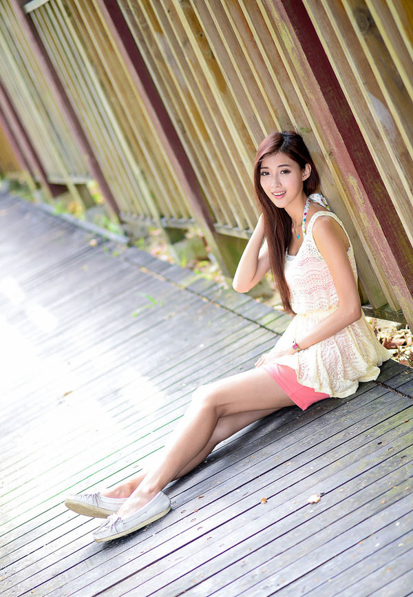 可爱美女晶晶清纯迷人写真