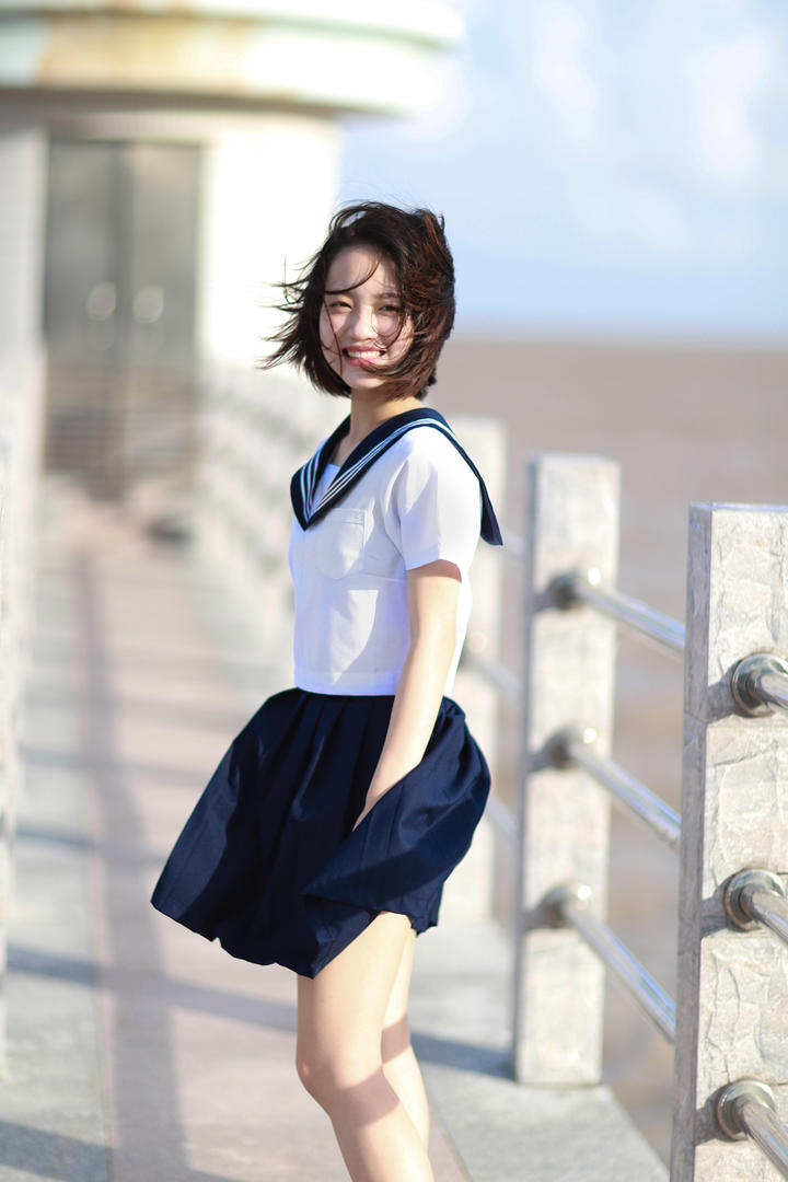 青春活泼的初中女生二妹美女摄影图片
