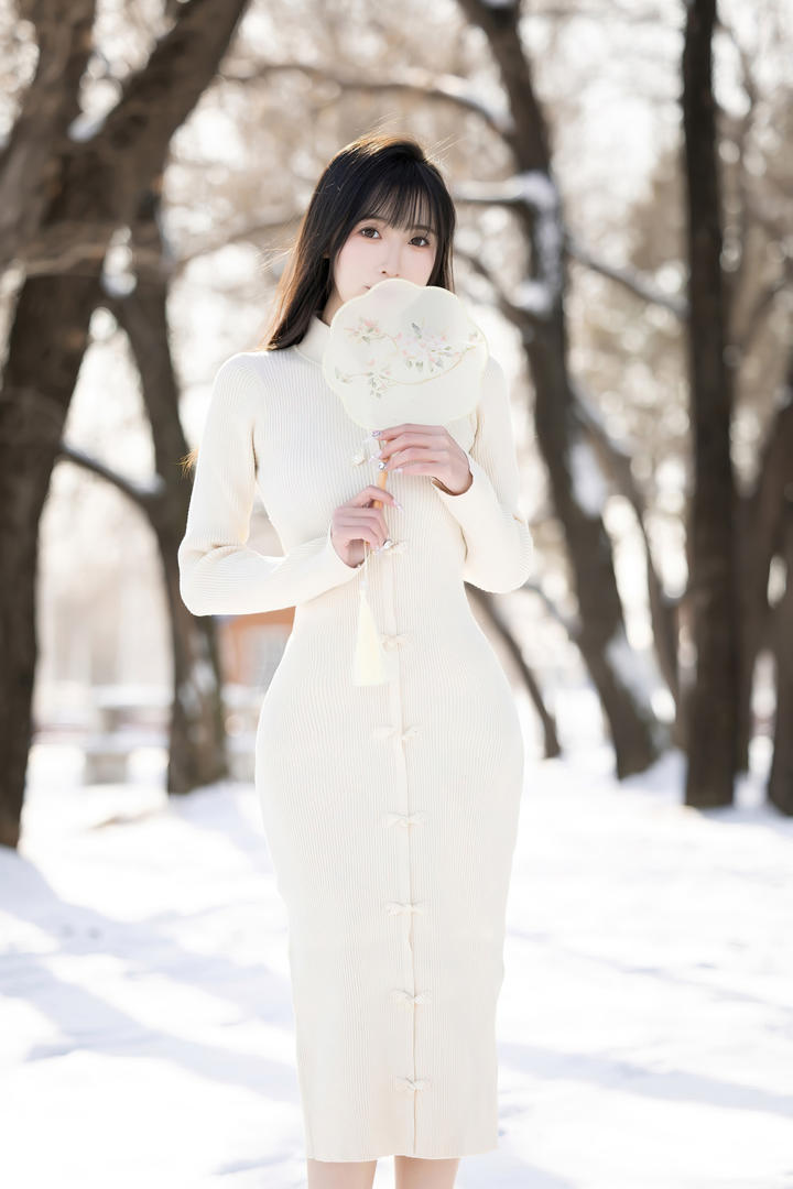 雪地里的漂亮清纯女神林星阑秀人网嫩模摄影图片