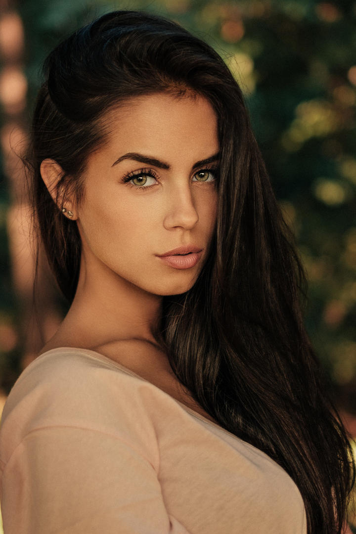 欧美气质美女写真图片