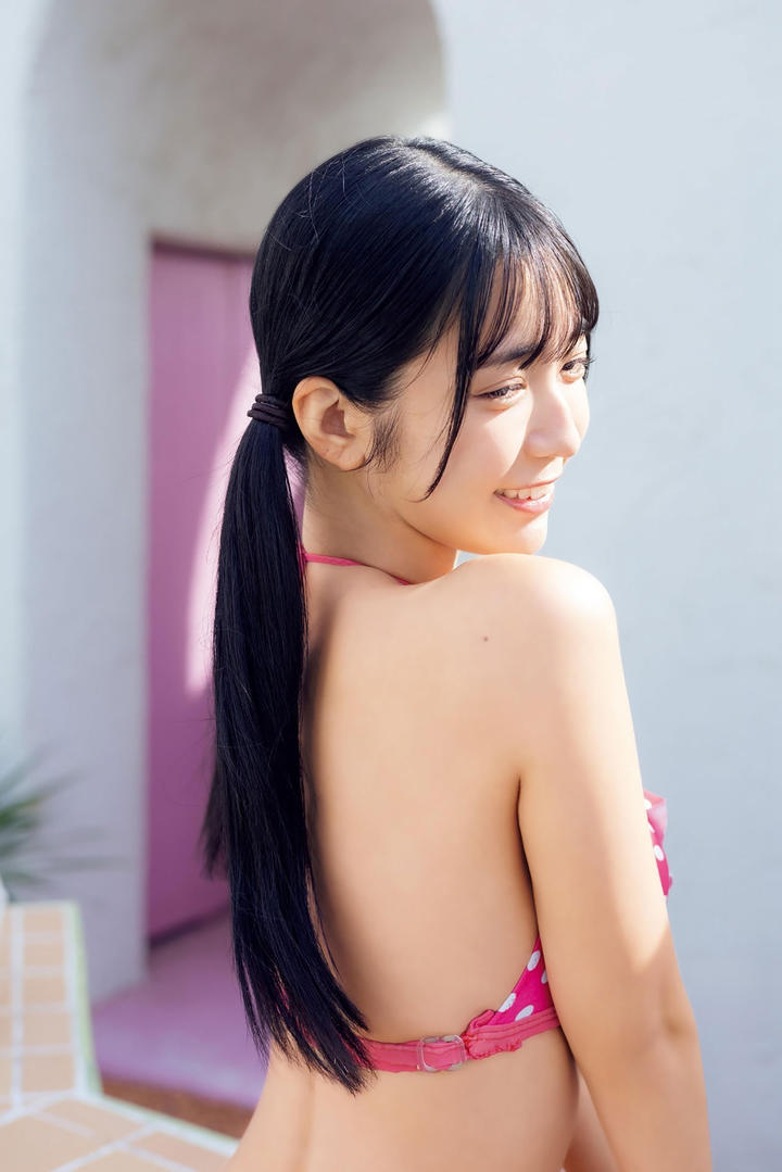 性感漂亮的双马尾小美女大尺度泳装私拍写真套图
