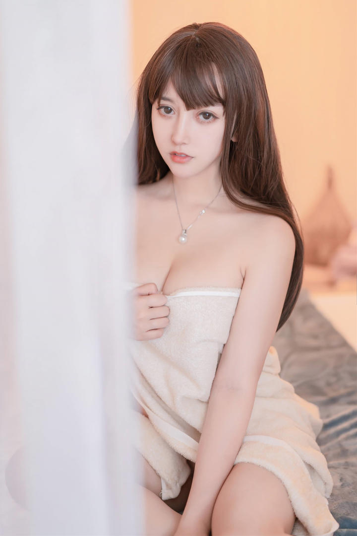 116极品美女祼休艺术摄影图片免费下载