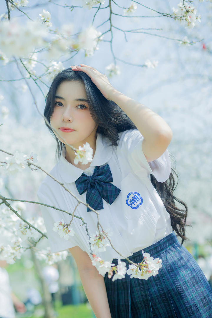 国产清纯养眼女高中生唯美写真图片