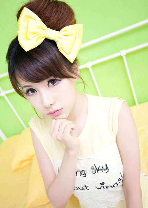 网拍人气模特Jei可爱迷人写真