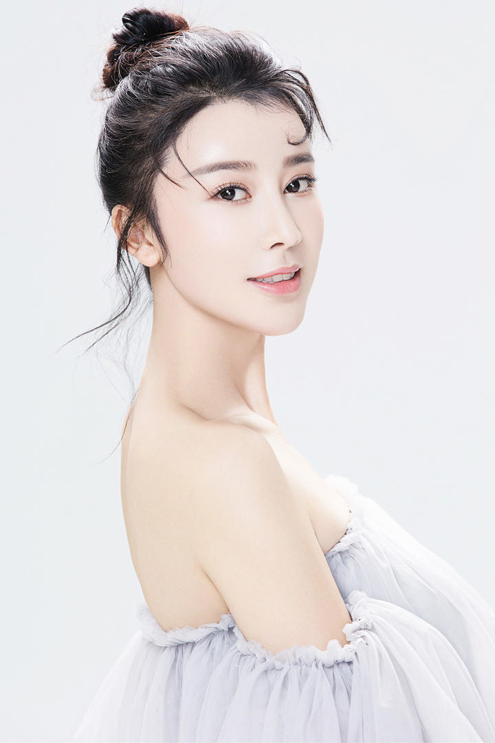 美女明星待宣如高清头像