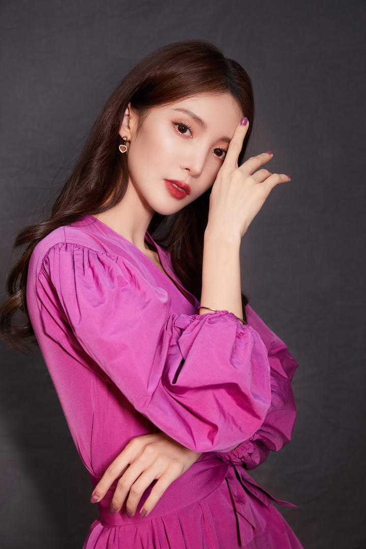 性感女神金晨美女明星图片库
