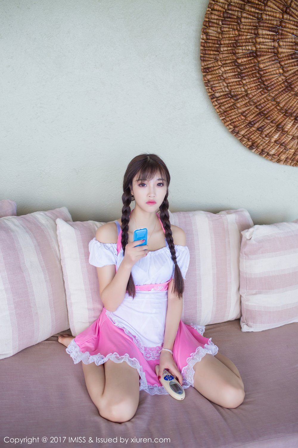 爱蜜社美女模特小甜心CC比基尼女仆制服诱惑