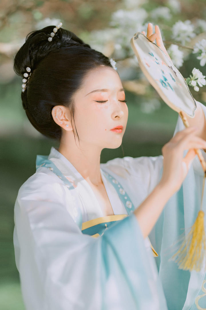 古风诗意唯美古装美女图片壁纸大全