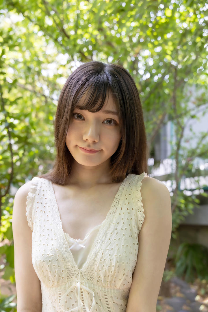 清纯唯美日本漂亮美女主播mm131写真图片