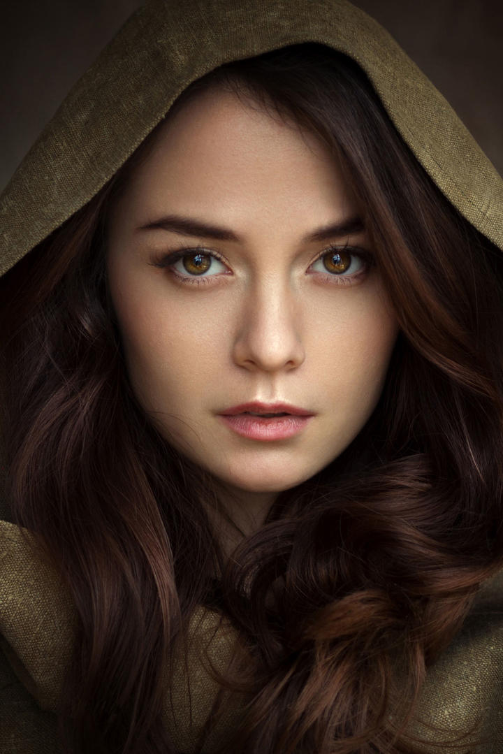 高清大眼睛欧美女生脸部特写图片