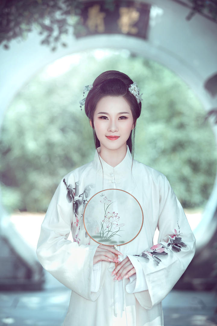 清纯养眼的古装美女艺术写真图片