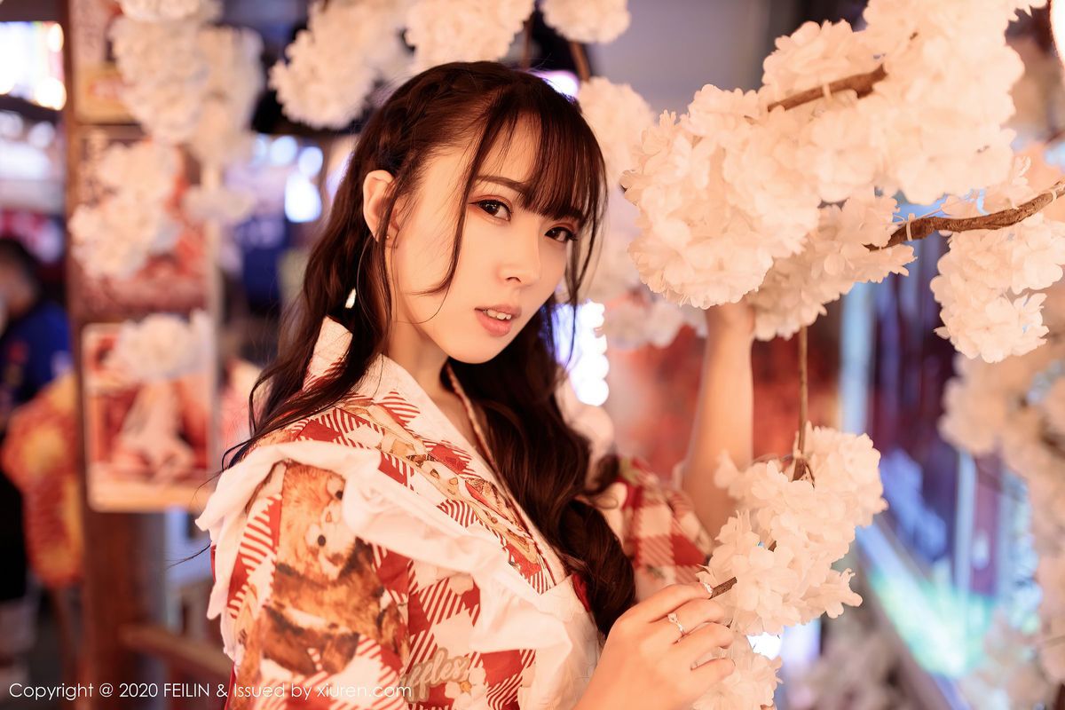 嗲囡囡美女模特小波多艳丽和服修长美腿日系风格性感写真