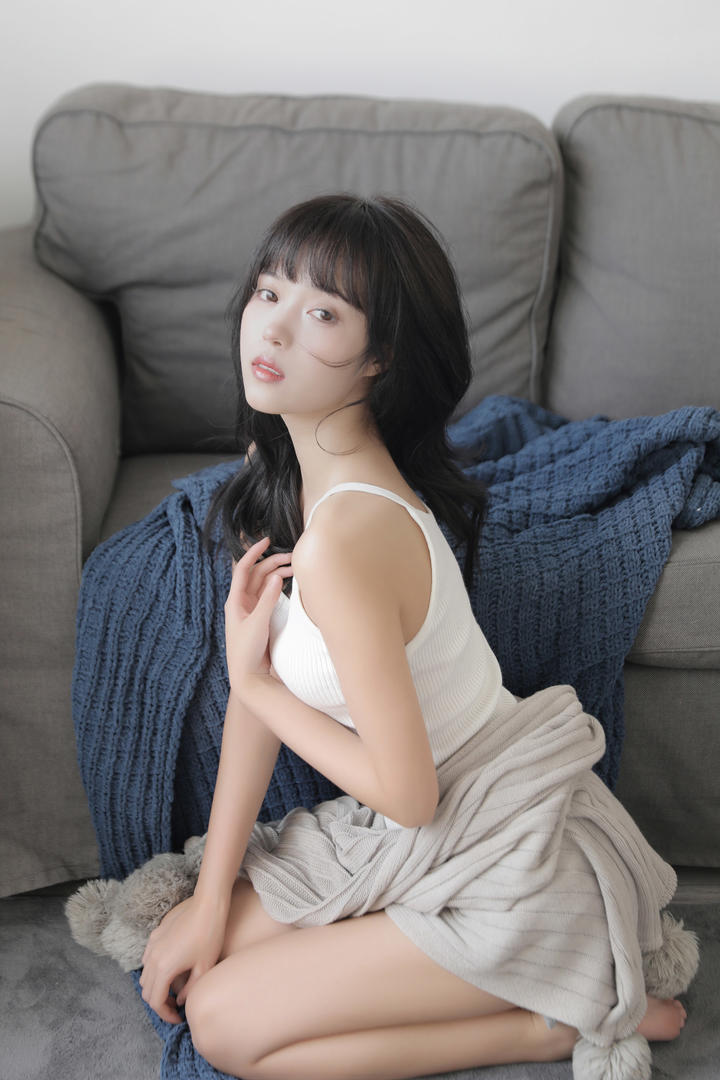 优模网清纯养眼美女模特生活照