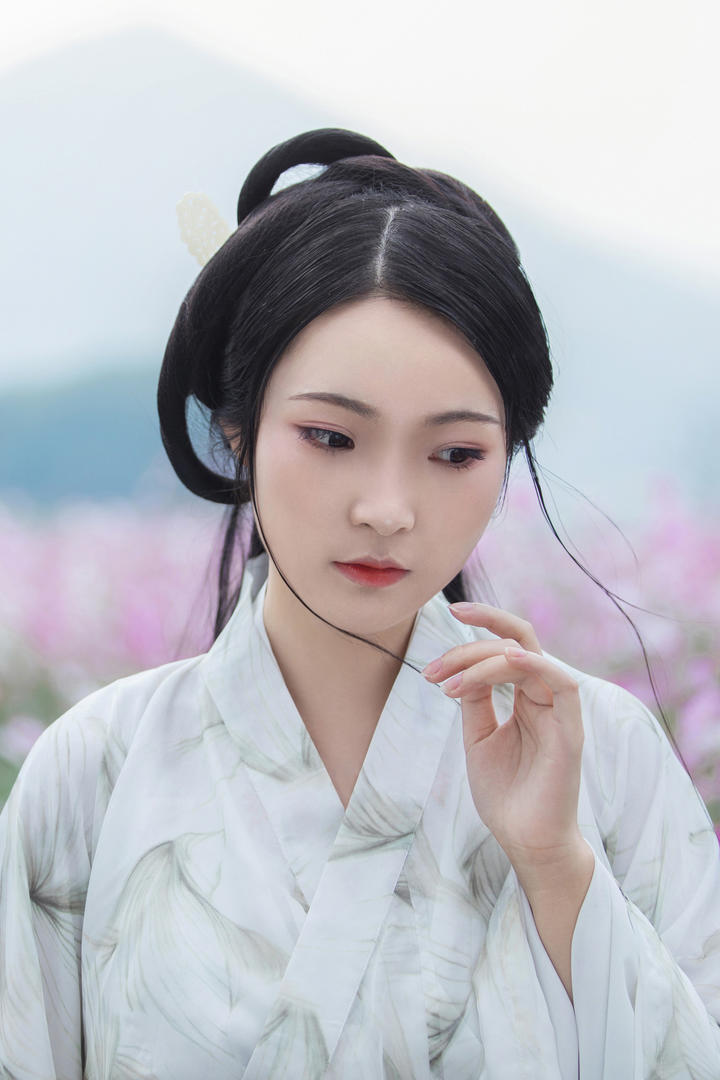 4K清纯古典气质美女模特唯美艺术照欣赏