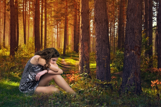 原始森林风性感人体模特写真图片