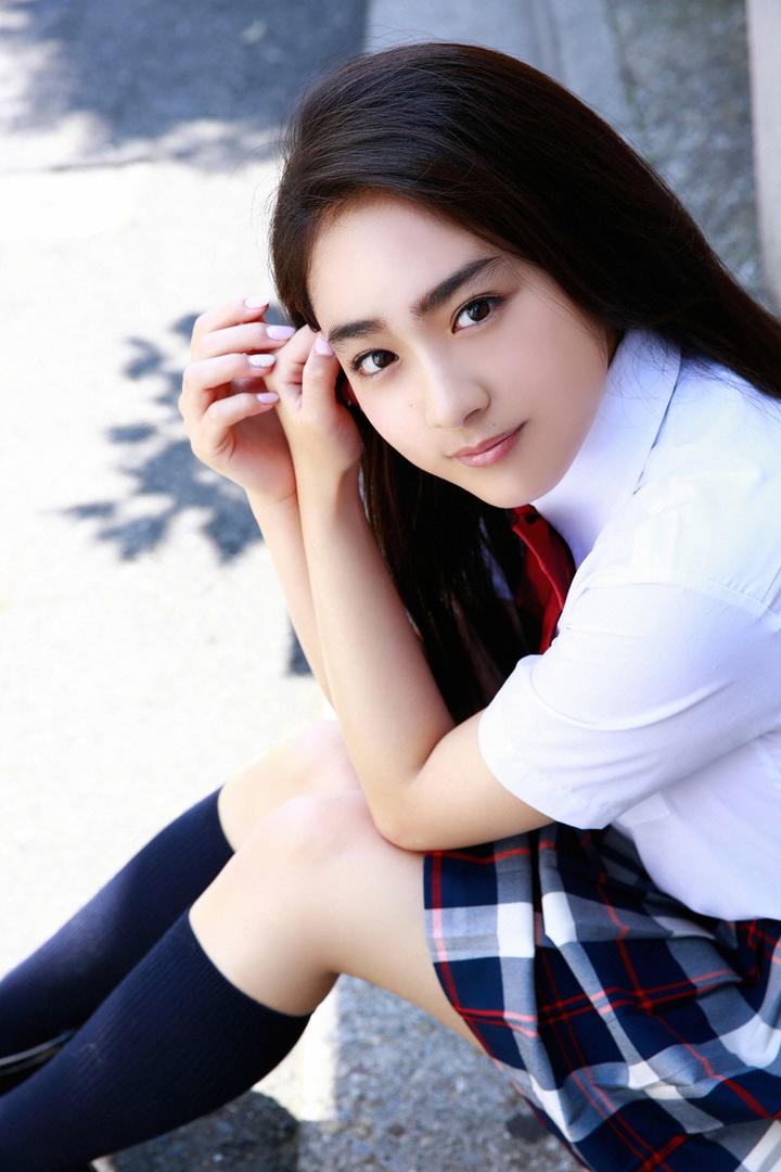 日本JK制服美女模特高清手机壁纸图片