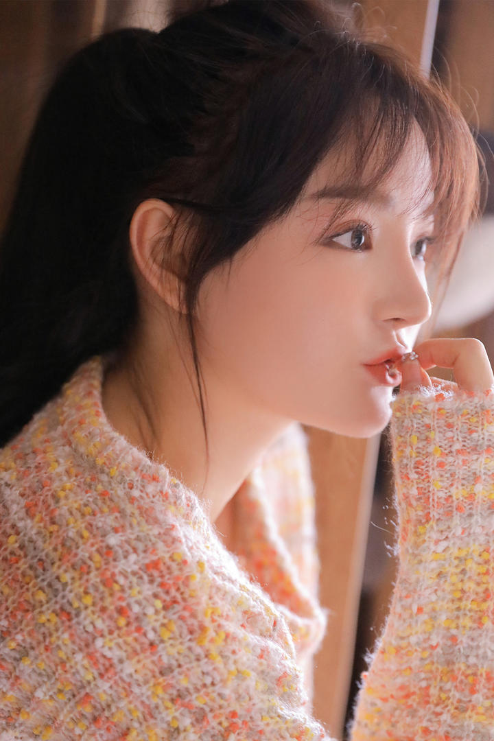 粉嫩肌肤的甜美少女个性qq头像女生图片大全