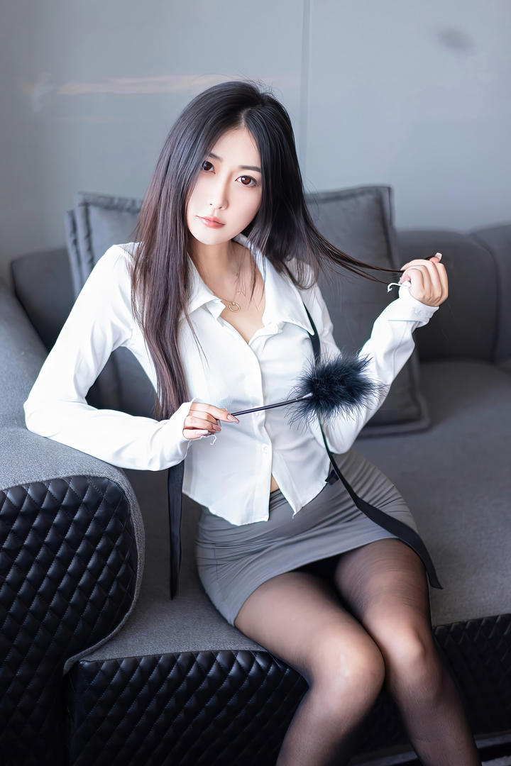 亚洲另类销魂美女写真图片专区