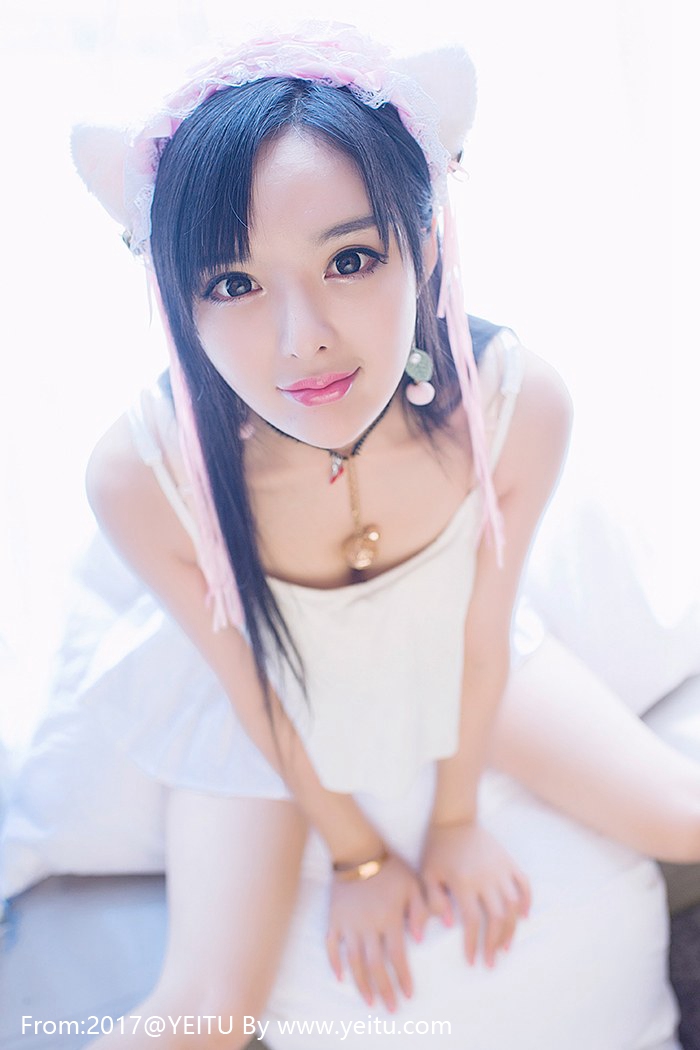 性感美女柠檬baby美胸翘臀勾人魂魄演绎白嫩美娇娘