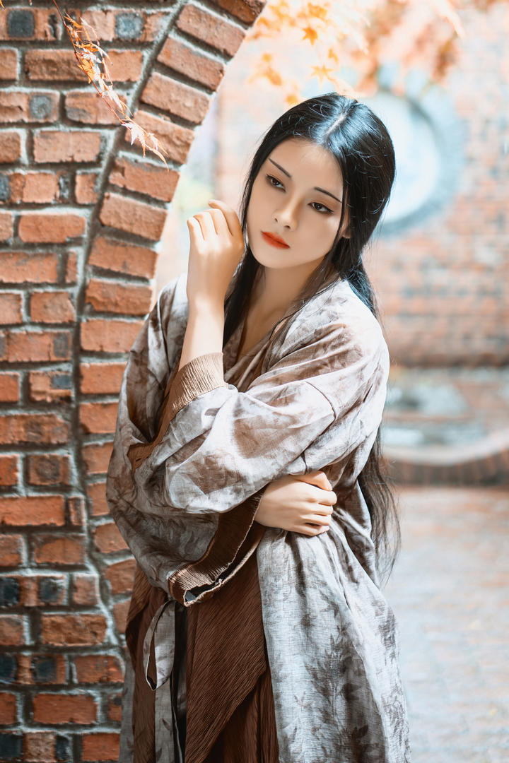 中国古典长发美人高清写真图片