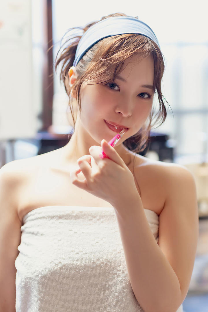 高颜值美女热舞图片