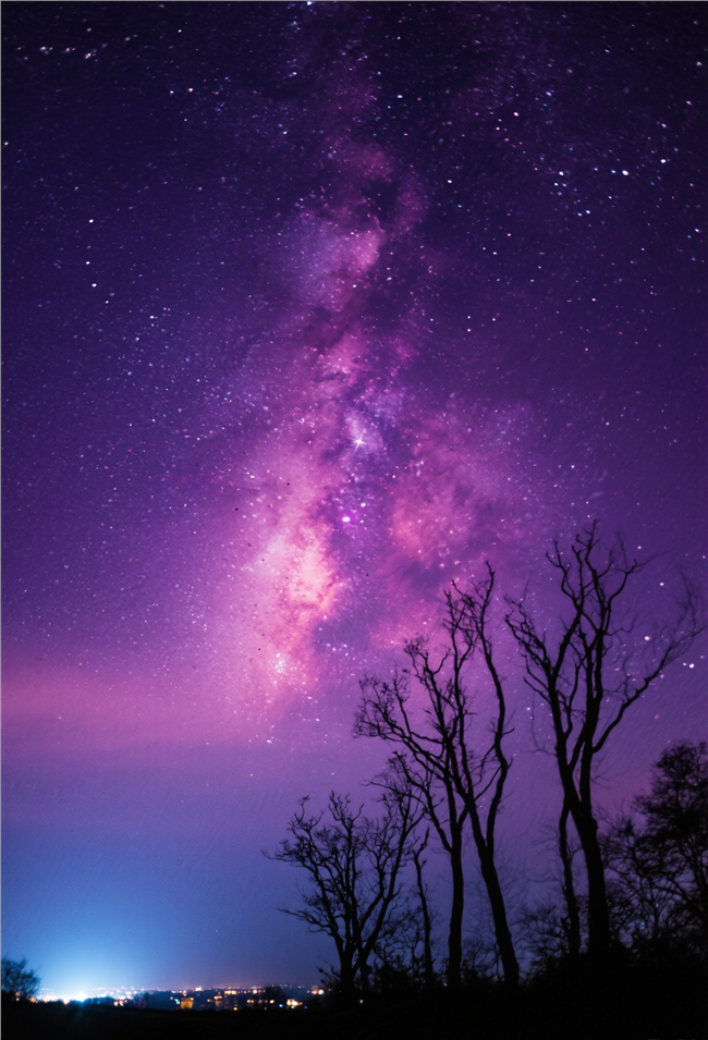 蓝紫色梦幻唯美星空摄影图片