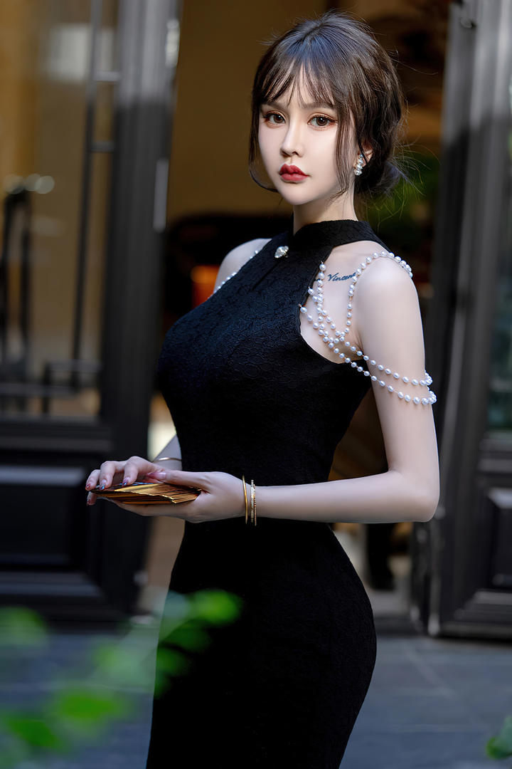 亚洲高清极品身材高冷气质美女荷官在线写真图片