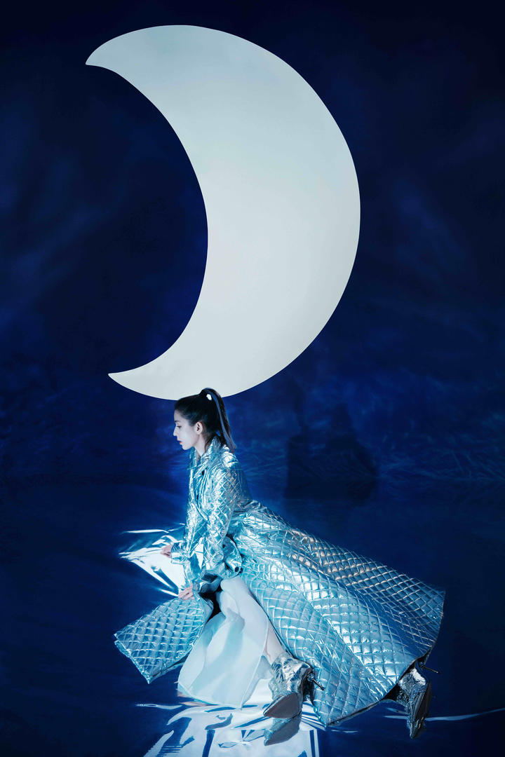 新疆漂亮美女明星哈尼克孜唯美艺术照写真图片
