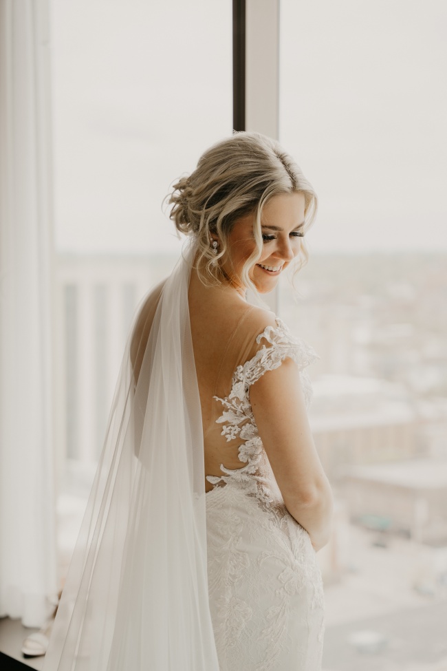 唯美浪漫白色婚纱图片