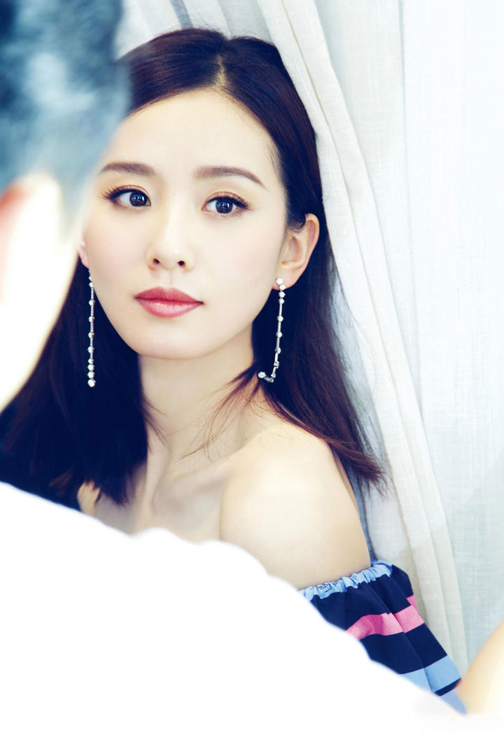 国内著名女演员刘诗诗高清美照