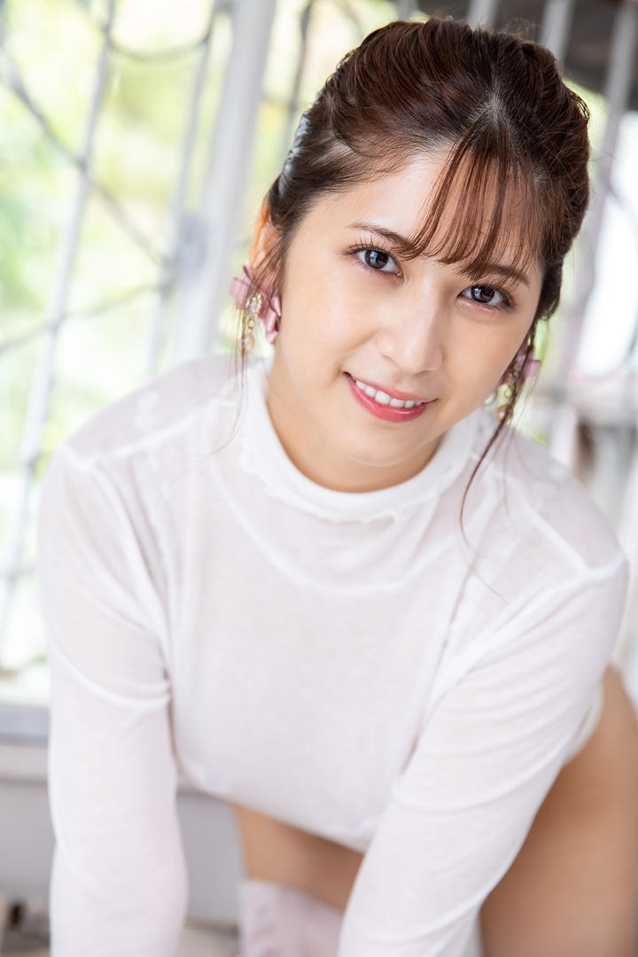 4K日本模特高清美女特写壁纸图片