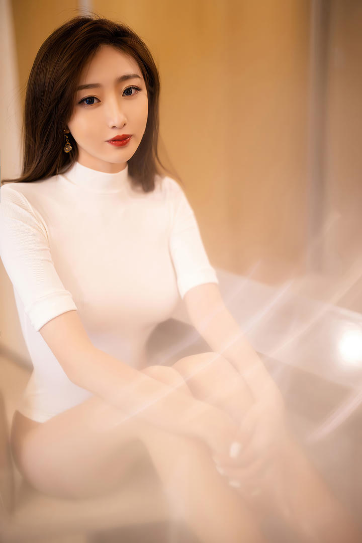 国产美女主播安琪性感知性成熟mm美女图片