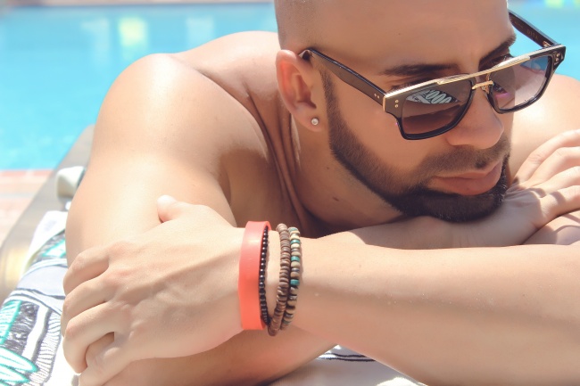 游泳运动帅哥图片