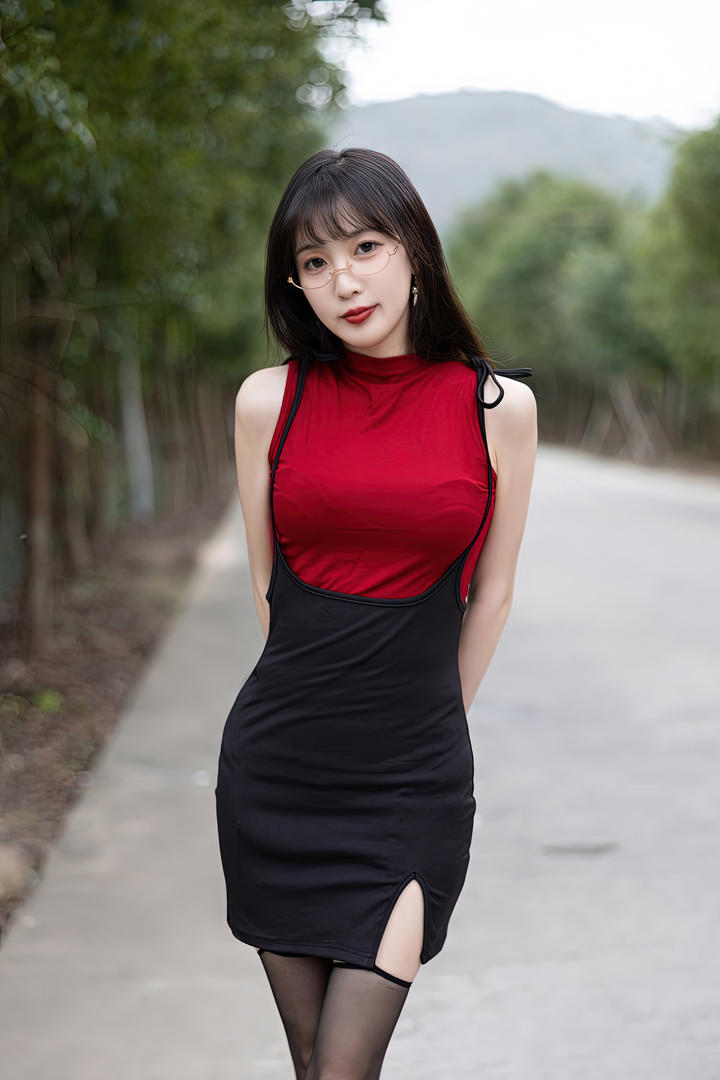 超高清极品车模林星阑美女写真套图