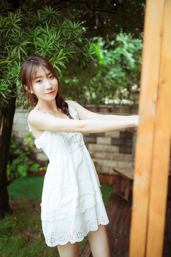 高清中国清纯美女小乔可爱邻家女孩写真图片