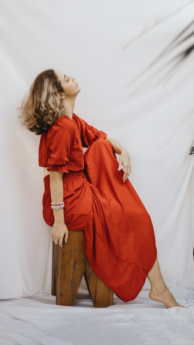 欧美文艺风美女写真图片