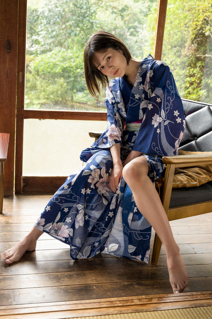 一本到日本女优和服美女精品自拍下载无码