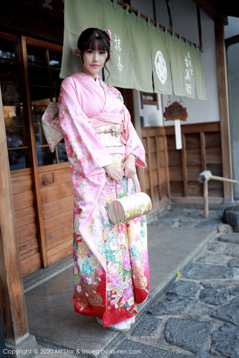 模范学院美女模特Flower朱可儿绚丽和服与私房魅惑日本旅拍