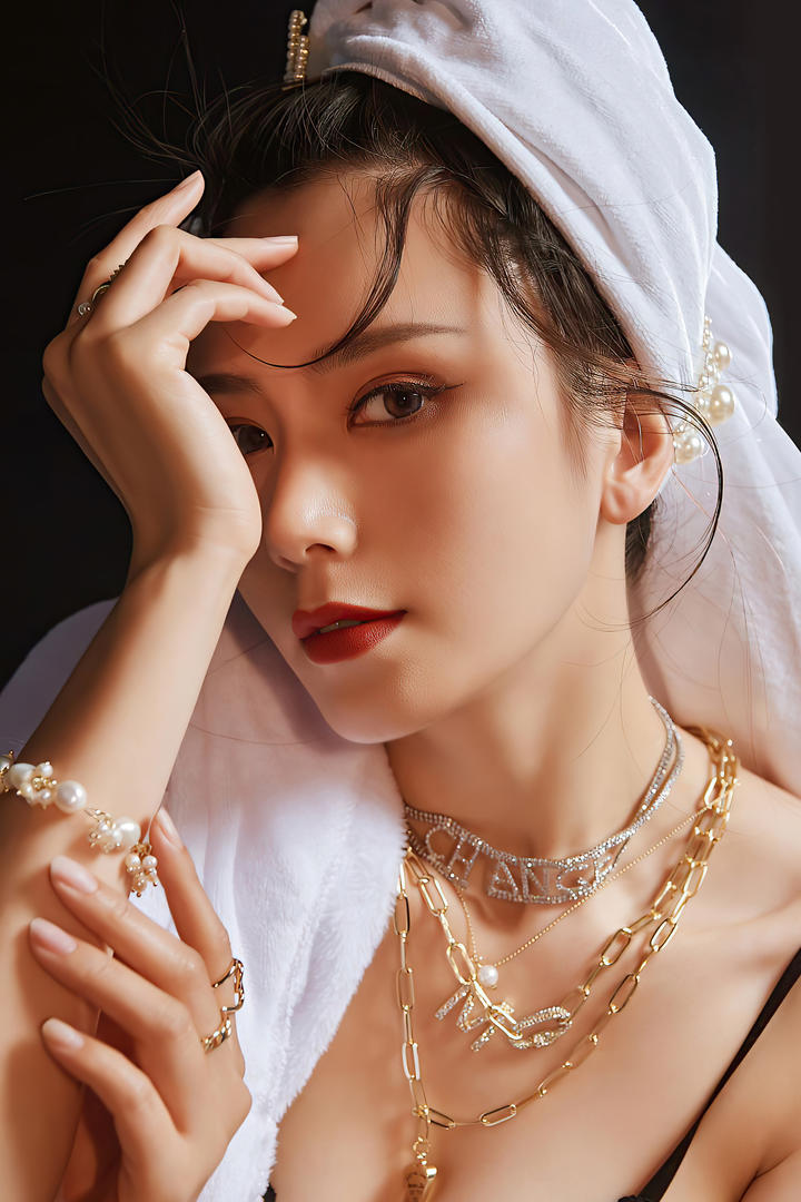 超高清gogo人体美女模特珠宝首饰平面广告艺术摄影图片