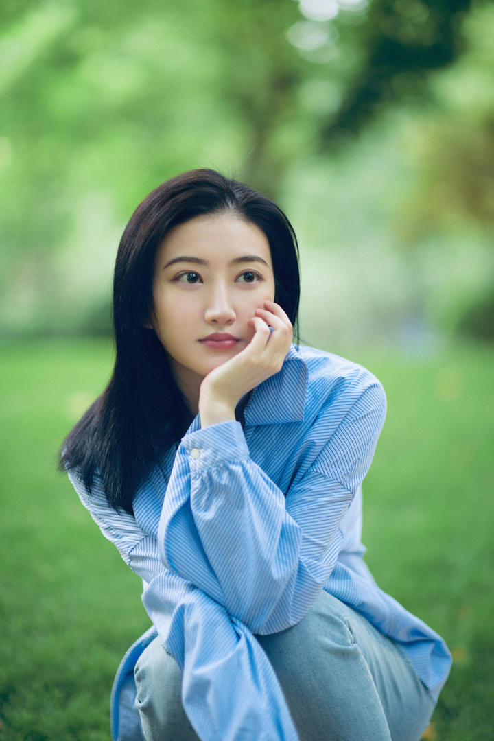 唯美养眼清纯美女明星景甜高清图片