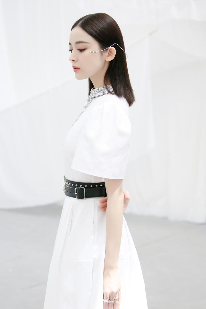 女神古力娜扎高冷范写真