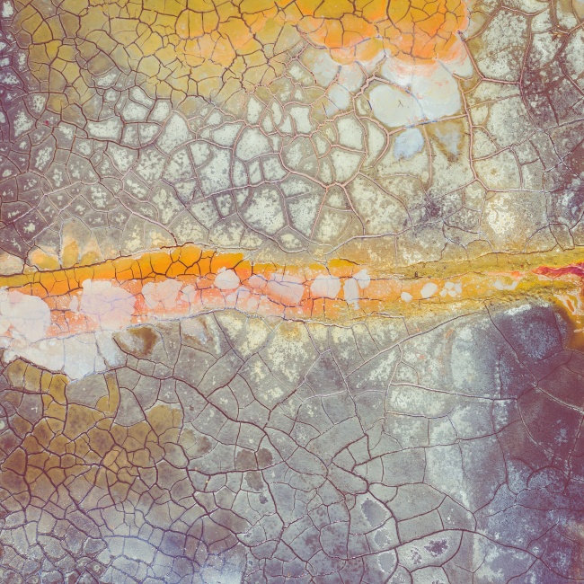 水泥地裂纹背景图片