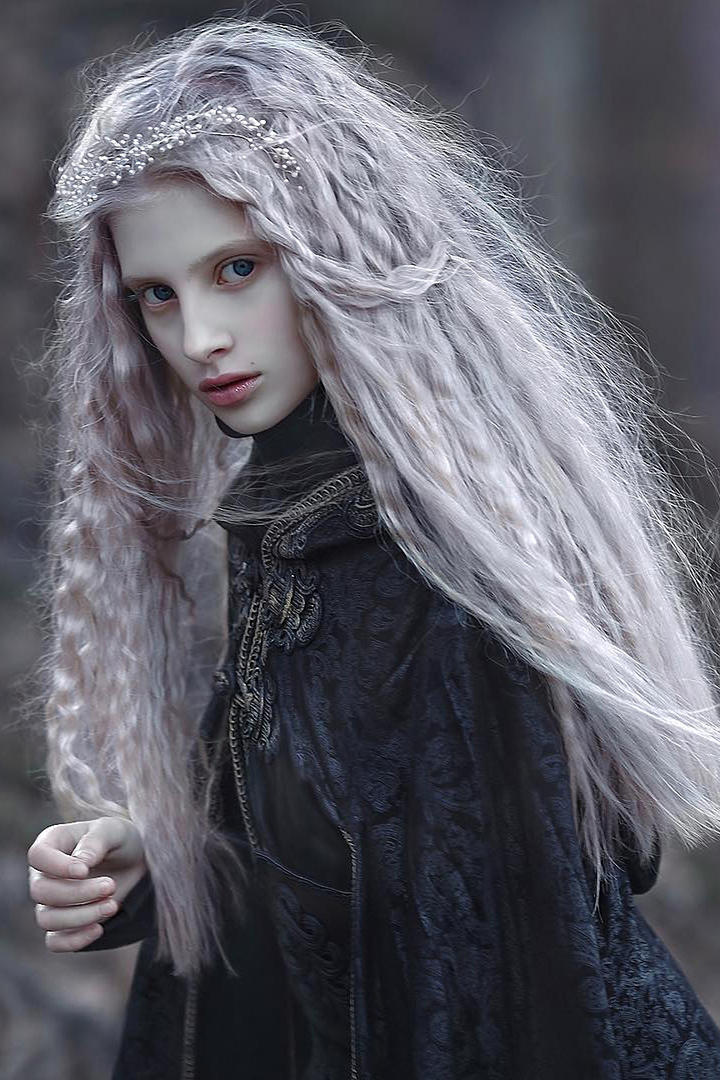 欧美高清气质女生艺术写真图片