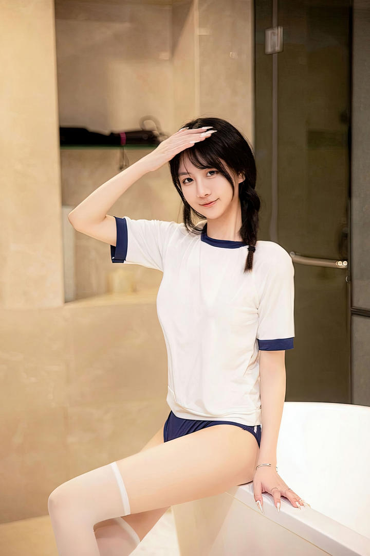 清纯兼职女校花性感mm浴室写真图片