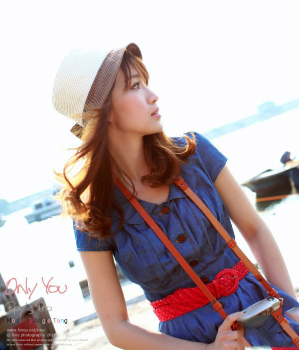 街头清秀美女各种自拍