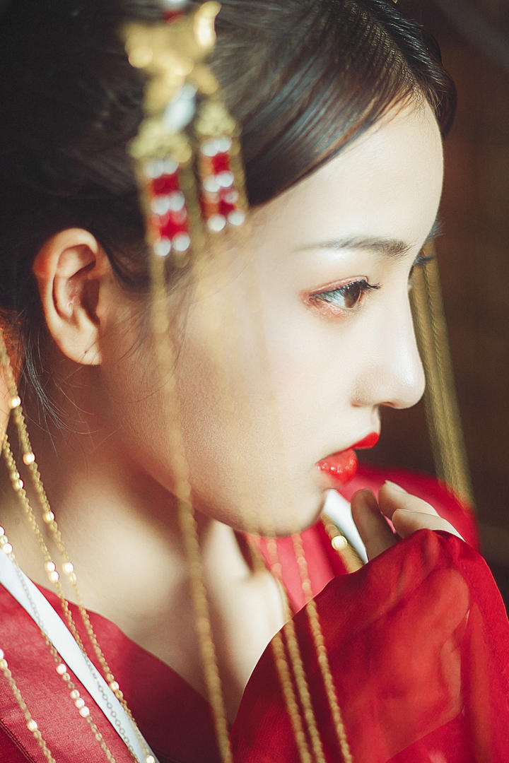 高清古装汉服红唇美女特写图片