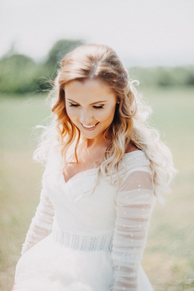 清新治愈系色调婚纱摄影图片