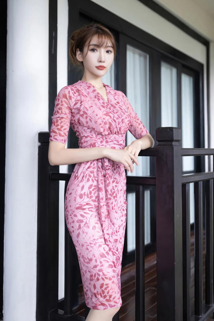 国模吧性感红唇美女技师陆萱萱高清诱惑图片