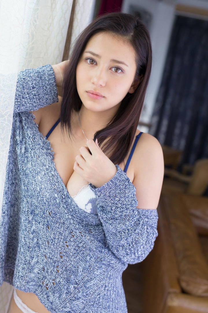 亚洲精品久久久蜜桃美女性感写真图片