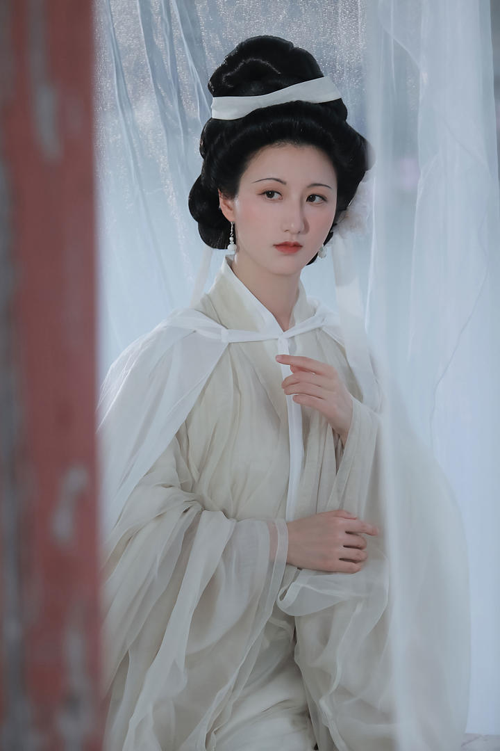 白衣古风女子唯美图片